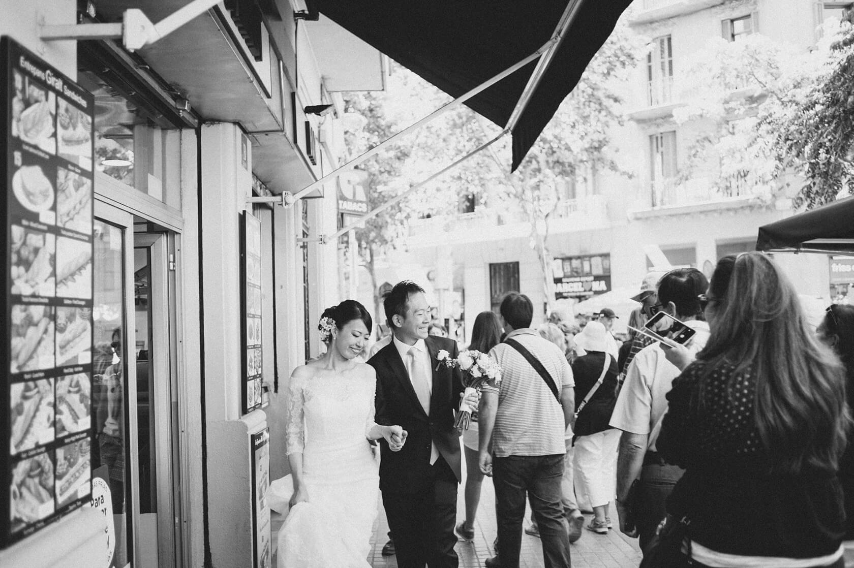 Sagrada Familia destination wedding